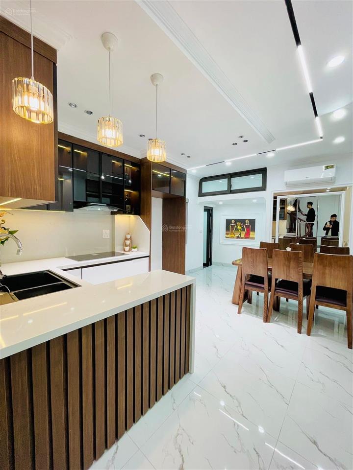 Bán nhà đẹp dân xây lô góc 2 thoáng, ô tô gần phố lạc long quân, võng thị 50m2x5t, sổ nở hậu