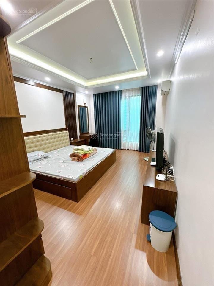 Bán nhà võng thị, thuỵ khuê, ô tô gần hồ tây lộng gió, giá đầu tư, dt 52m2x5t, mt 4m giá 9.9 tỷ