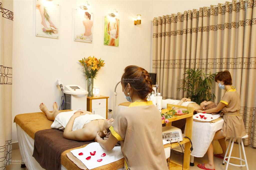 Chính chủ bán nhà mặt phố hòa mã, quận hai bà trưng dt 103m2 x 6 tầng mặt tiền 5m, có thang máy