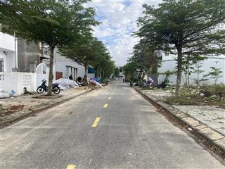 Giá rẻ  đất đà nẵng gần chợ chỉ 2 tỷ 750 (không có lô thứ 2) (tiềm năng lớn)