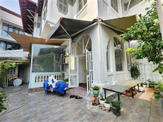 Chính chủ cho thuê villa cho thuê villa đường nguyễn hữu cảnh, phường 22, quận bình thạnh