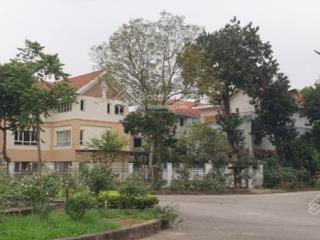 Cần bán gấp biệt thự lô góc đường hoa bằng lăng kdt long việt giá hợp lý.