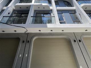 Bán gấp nhà ngõ 145 thạch bàn 6 tầng thang máy gara oto 38.5m2 12,3 tỷ vnd