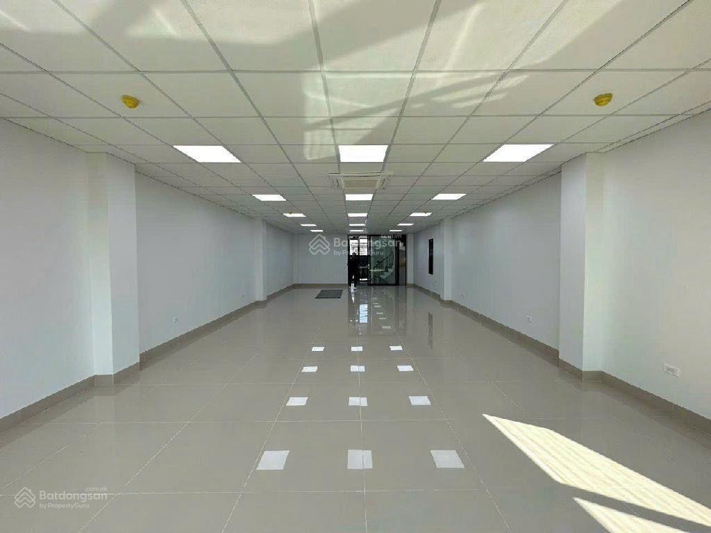 Nhà mặt phố bát khối, đẳng cấp 75m2 x 7 tầng, đẹp lung linh, giá 15,6 tỷ