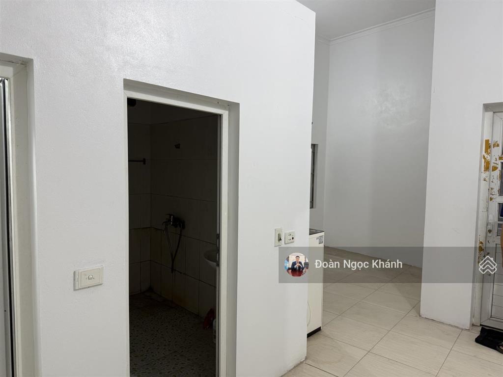 Bán gấp 120m2 có nhà 3 tầng cho thuê đường ô tô gần đh tài chính