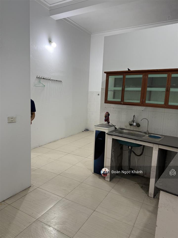 Bán gấp 120m2 có nhà 3 tầng cho thuê đường ô tô gần đh tài chính