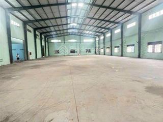 Cho thuê kho 5000m2  đường hương lộ 2(2 chiều) container 40f vào tới kho  có pccc