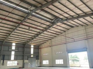 Cho thuê dt kho 2700m2 văn phòng 300m2  trong kcn tân tạo, có pccc đầy đủ