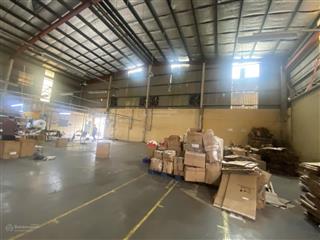 Cho thuê kho 1.100m2  115tr/th đường lê trọng tấn, container 40f vào ok, pccc
