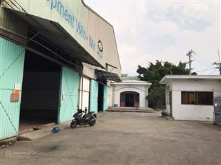 Kho cạnh sân bay tsn, dt kho 5000m2+ sân 1000m2 ,có pccc đầy đủ, cont40f vào.