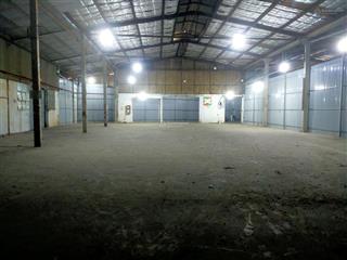 Cho thuê kho xưởng 200m2 250m2 300m2  100k/m2 /th, đường container vào