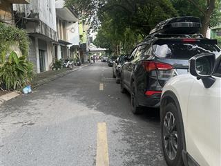 Bán nhà mặt phố quận cầu giấy, dt 33m, 5 tầng, kinh doanh, ô tô dừng đỗ chỉ hơn 14 tỷ.