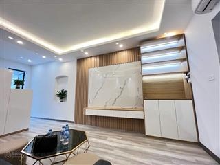 Bán cc 60m2 tại phố quỳnh mai, giá cực chất 2,85 tỷ