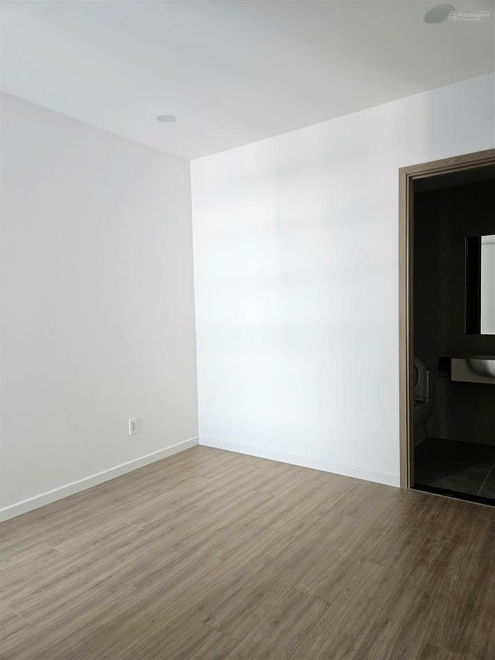 Bán gấp căn 2pn2wc mt eastmark 73,4m2 tầng trung giá 3ty850 sổ sẵn