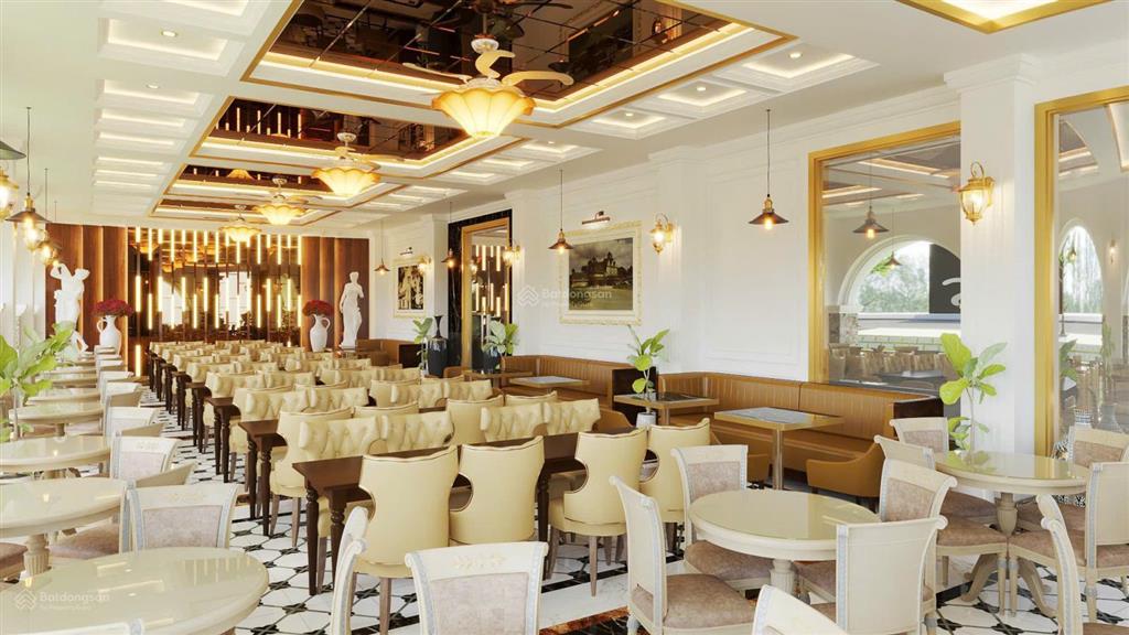 Khách sạn 4 sao  95 phòng kd  cách hxh 500m