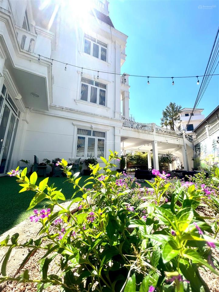 Hạ giá biệt thự sân vườn 406m2 22 tỷ còn 18,2 tỷ ở đà lạt