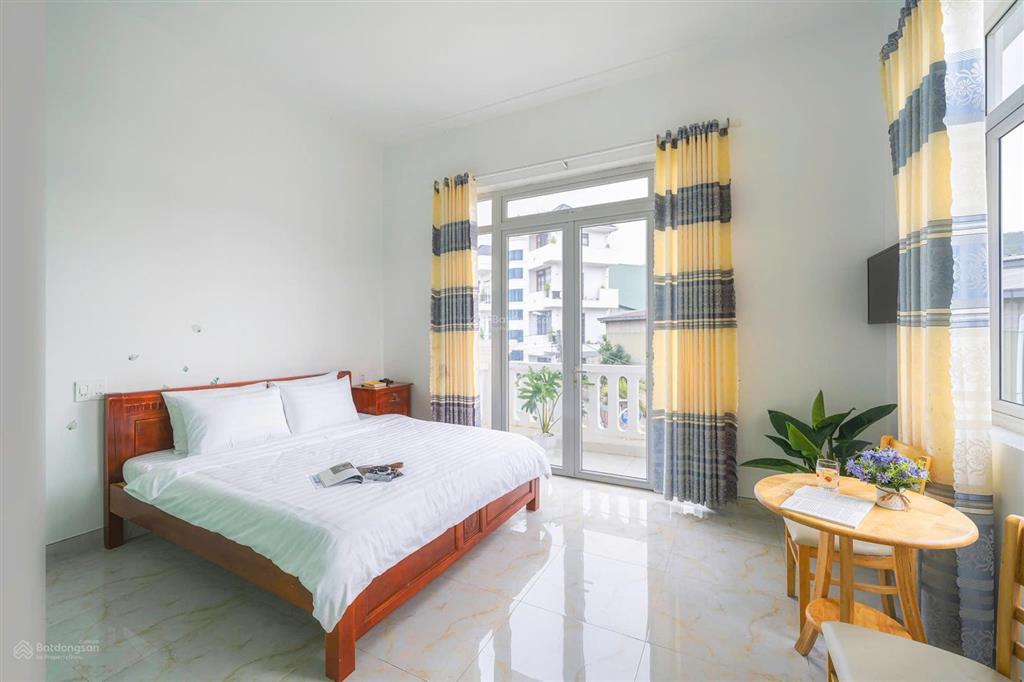 Hạ giá biệt thự sân vườn 406m2 22 tỷ còn 18,2 tỷ ở đà lạt