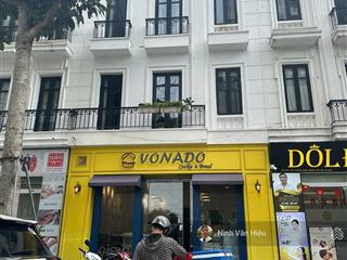 Chính chủ gửi bán căn shophouse embassy garden tây hồ, hà nội