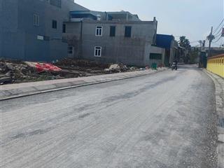 Bán lô đất mặt đường trục thôn quỳnh hoàng 60m giá chỉ 1,83 tỷ  0979 087 ***