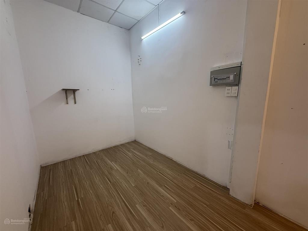 Nhà trung tâm quận 1 gần chợ bến thành hiếm có