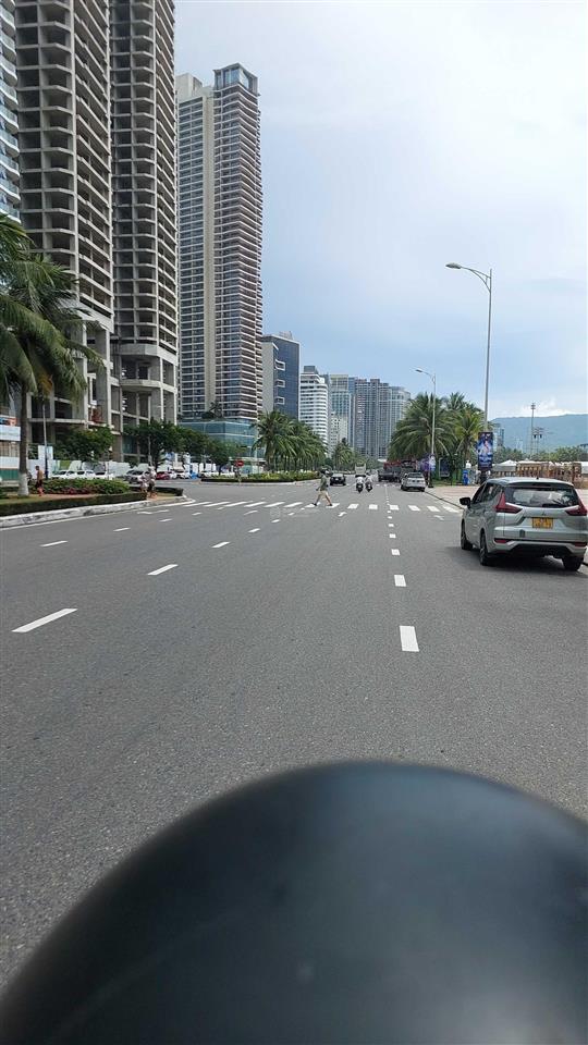 Đất 2 mặt tiền loseby 108m2 đường 10m5 lề 8m, gần biển võ nguyên giáp đẹp rẻ