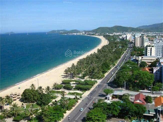 Lô góc hồ hán thương 182m2, đường 15m, gần sông hàn, sơn trà, đẹp, rẻ