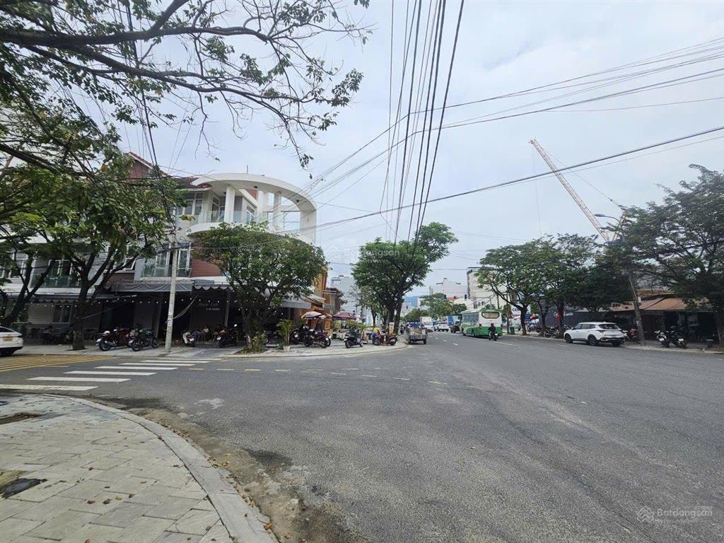 Lô góc hồ nghinh  ngô quang huy, 140.9m2 ngang 6m khu sầm uất biển sơn trà đẹp rẻ