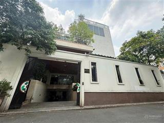 Biệt thự căn góc 2 mặt tiền 1073/88 cách mạng tháng 8 18x24m hầm 4 tầng nội thất cao cấp giá 90 ty