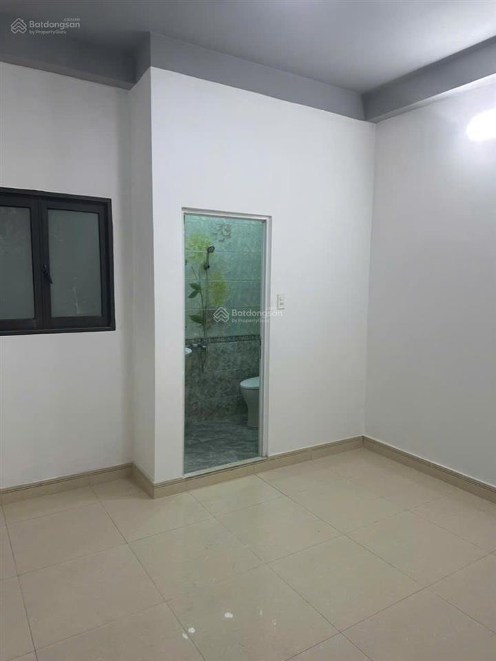 Bán nhà mặt tiền đường lạc long quân 3.9 x 15.7m trệt  2 lầu  st nhà mới vào kinh doanh ngay