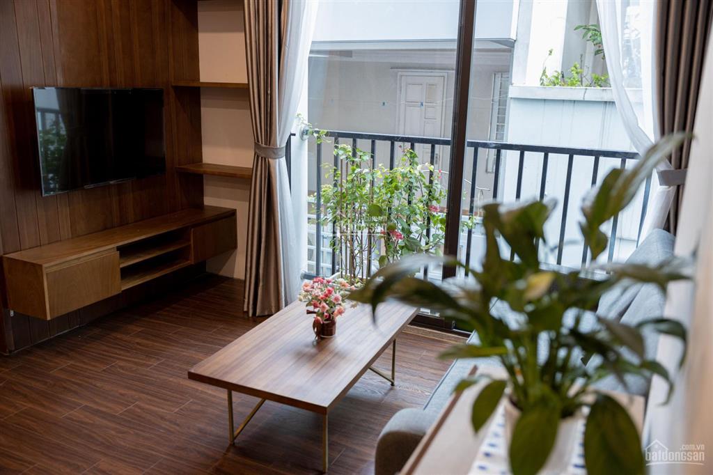 Cho thuê căn hộ cao cấp đào tấn linh lang đầy đủ đồ có ban công, ô tô đỗ cửa studio 7tr5 1k1n 10tr5