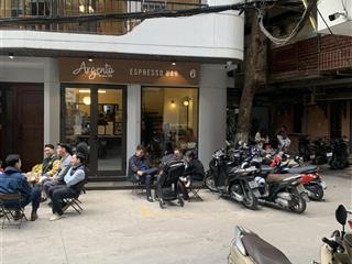 Cho thuê căn hộ 2pn, 1 khach, 1wc, 12 triệu vnd, 85m2 tại lê thánh tông, hoàn kiếm, hà nội