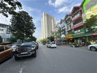 Bán liền kề nguyễn văn lộc,kd nhộn nhịp,view hồ trung văn,vỉa hè ô tô tránhdt65m 5 tầngmt6m