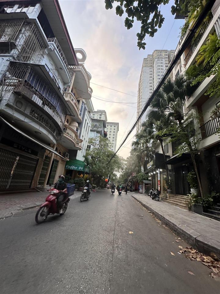 Bán nhà phố nguỵ như komtumvỉa hè ô tô tránhkdvpở sướng55m 7 tầng thang máymt4.3m29 tỷ