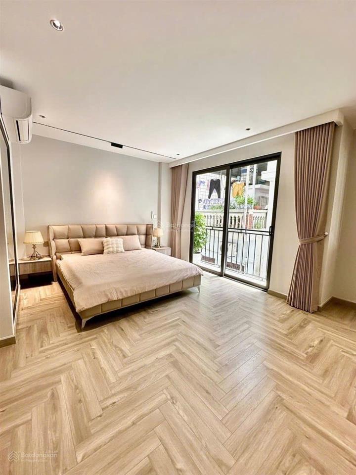 Bán gấp, giá rẻ hơn thị trường 3 tỉ, căn liền kề dịch vụ tây nam linh đàm, 6pn + 4wc