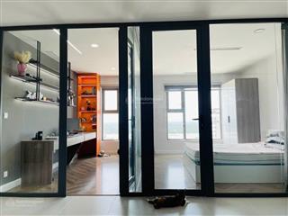 Chuyển về nhà mới ở nên cần bán gấp căn hộ an gia skyline 3 phòng ngủ, view sông giá 6,4 tỷ full