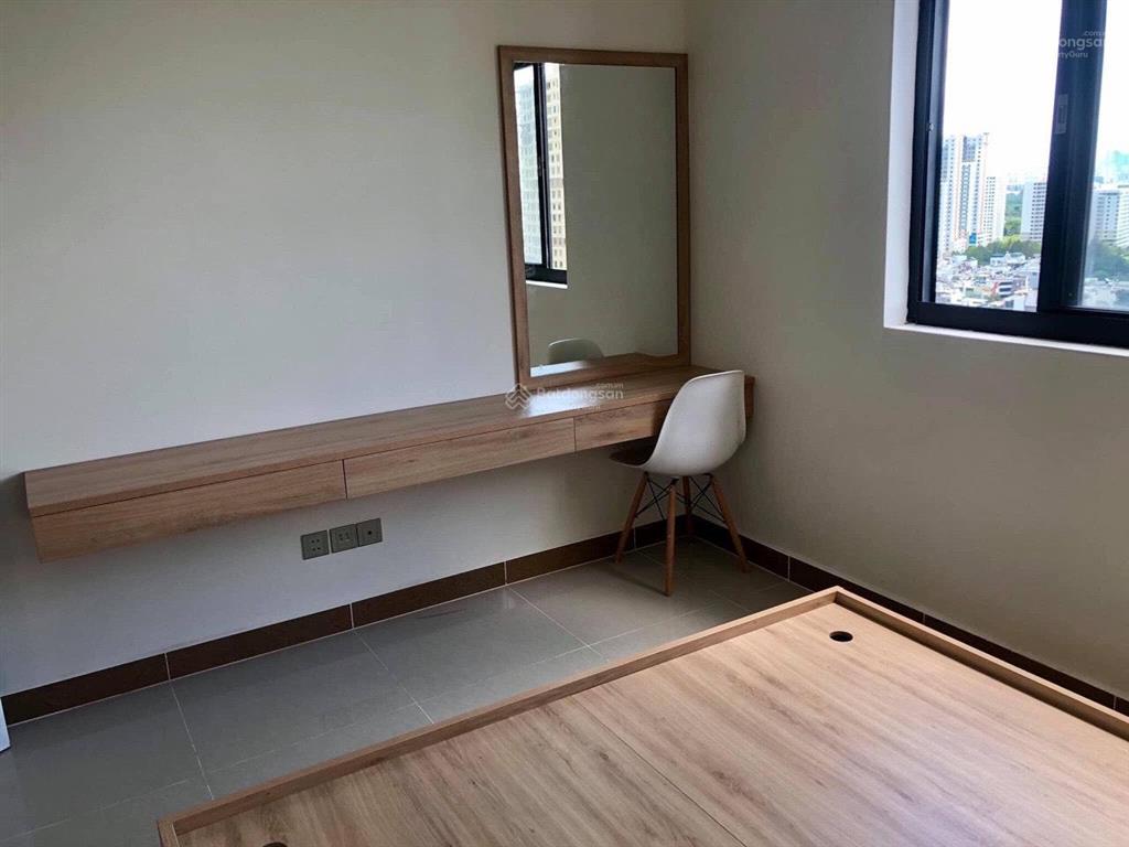 Cập nhật rổ hàng era town  2,45 tỷ/1pn có sổ, 2pn căn góc 77m2 giá 2,910 tỷ.  0902 665 ***