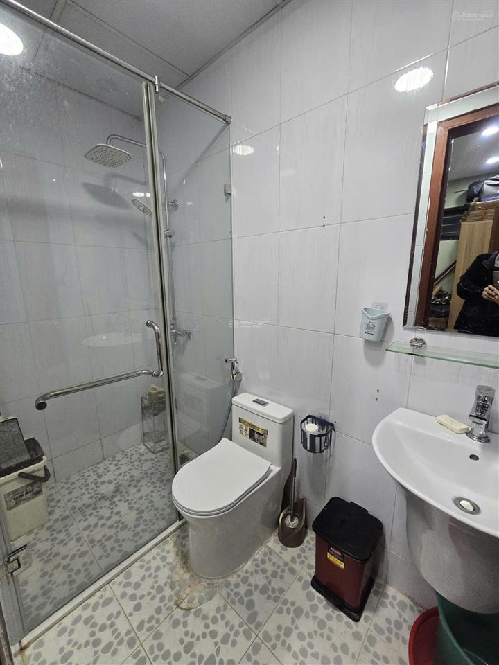 Bán căn 2pn 54m2 tòa ct12 kim văn kim lũ full nội thất mới , tầng 10
