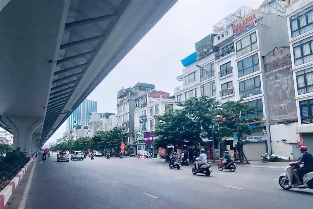 Cực hot  cần bán nhà mặt đường trường chinh, đống đa  680m2 x 2 tầng  mặt tiền 10m  0974 660 ***