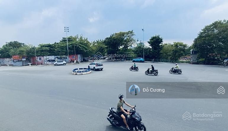 Gấp  bán nhanh nhà mặt phố âu cơ  lô góc, xác định bán đất  970m2 x 2t + mt 18,7m  0974 660 ***