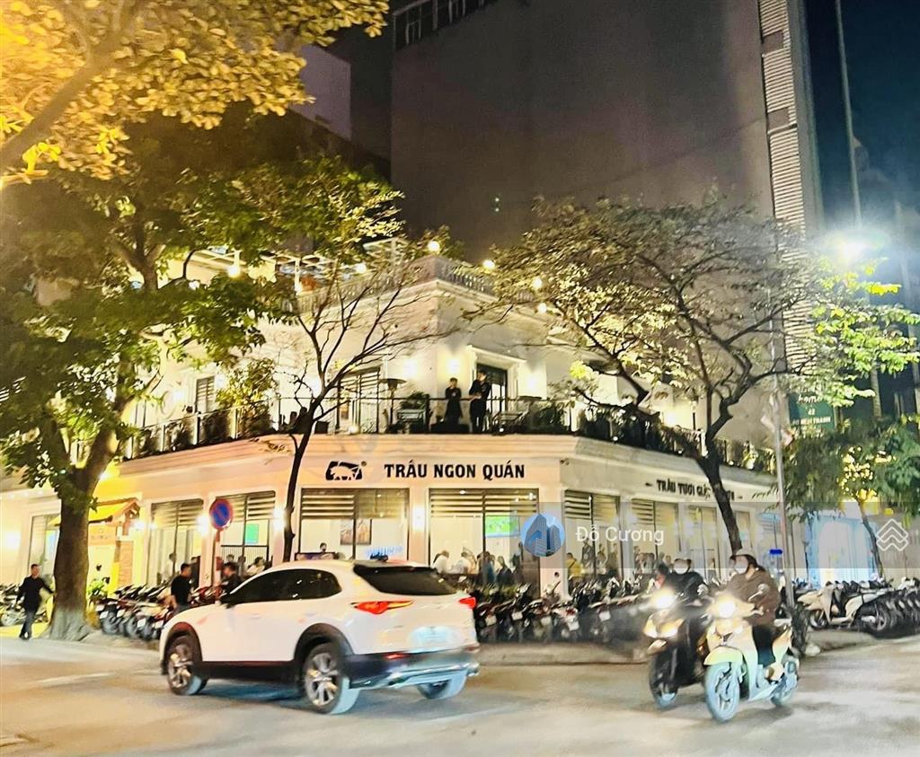 Gấp  bán nhanh nhà mặt phố âu cơ  lô góc, xác định bán đất  970m2 x 2t + mt 18,7m  0974 660 ***