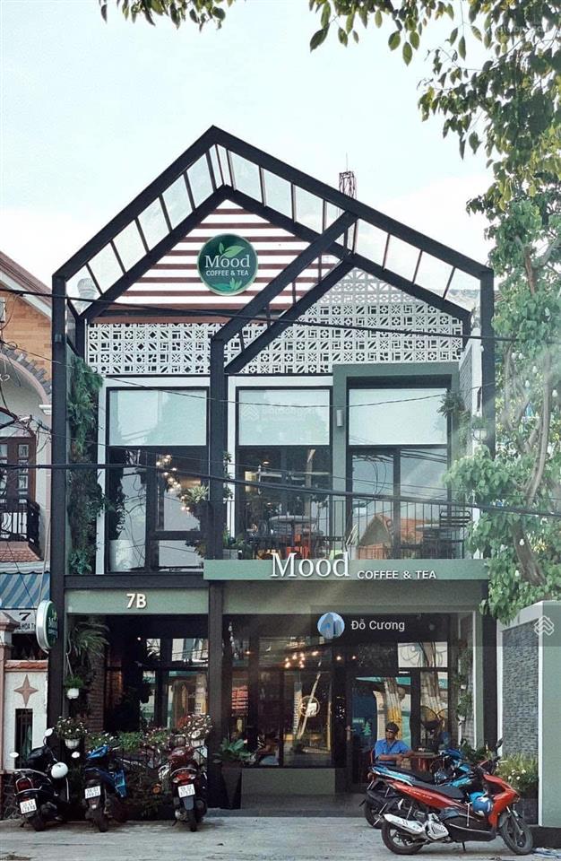 Bán nhà mặt phố nhật chiêu, tây hồ  mặt hồ tây, 1 mặt phố 1 mặt ngõ sau  300m2 x 2t, giá bán đất