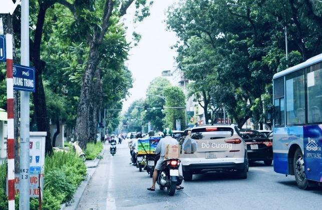 Cực hiếm  cần bán gấp nhà mặt phố quang trung, hoàn kiếm  lô góc 2 mặt phố  565m2 x 8t + mt 21m