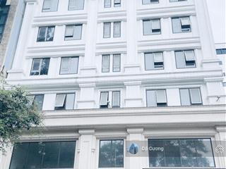 Giá tốt  bán gấp toà văn phòng mặt phố võ chí công  400m2 x 8 tầng thông sàn, thang máy + mt 13m