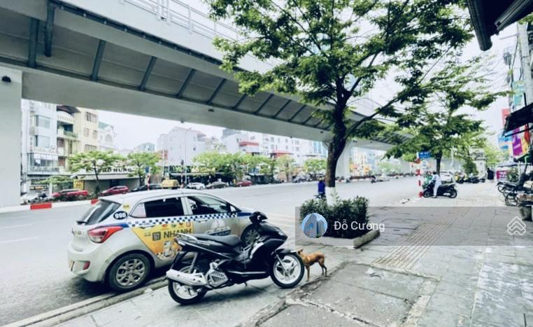 Hot, vip  cần bán gấp toà văn phòng mặt phố đại la, minh khai  270m2 x 9 tầng thông sàn + mt 6,5m