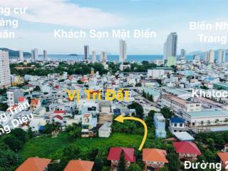 3 lô trung tâm vĩnh hải, sau lưng làng sos. giá 3 tỷ 752 triệu. hẻm thông ra kđt nam vĩnh hải