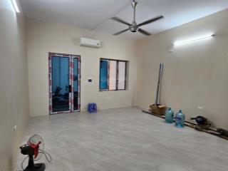 Cần cho thuê 2 phòng ở ngõ 279 đội cấn, ba đình, 28m2, 1 ngủ, 1 bếp, 1 vệ sinh