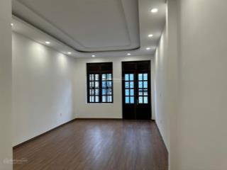 Rất hiếm chỉ hơn 8 tỷ ! nhà 4 tầng ở ngay  sát mt nguyễn đình chiểu, đakao, o902323354