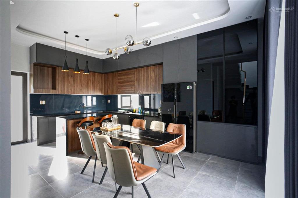 Chỉ 13.5 tỷ tl sở hữu nhà 90m2 9x10m hẻm ô tô 3 tháng 2, q10 (gần hà đô) sẵn 5 tầng, hđt 800 triệu
