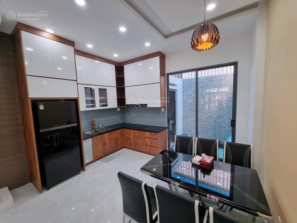 Bề thế ngang 5,5m ~95m2, full 6 tầng+thang máy, hxh trường sa, sát quận 1 giá 16.5 tỷ, 0902 323 ***