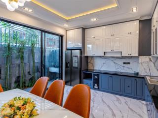 Nhà khủng 10m x 13.6m  khu sang nguyễn văn trỗi, p10, phú nhuận giá 22.5 tỷ tl, o902323354